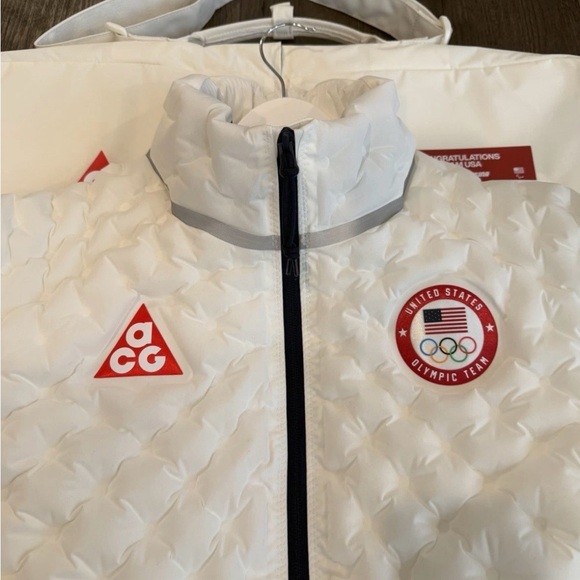 Nike ACG Therma-Fit Air Milano Inflatable Jacket 2026 Team USA Puffy Jacket - Picture 2 of 14